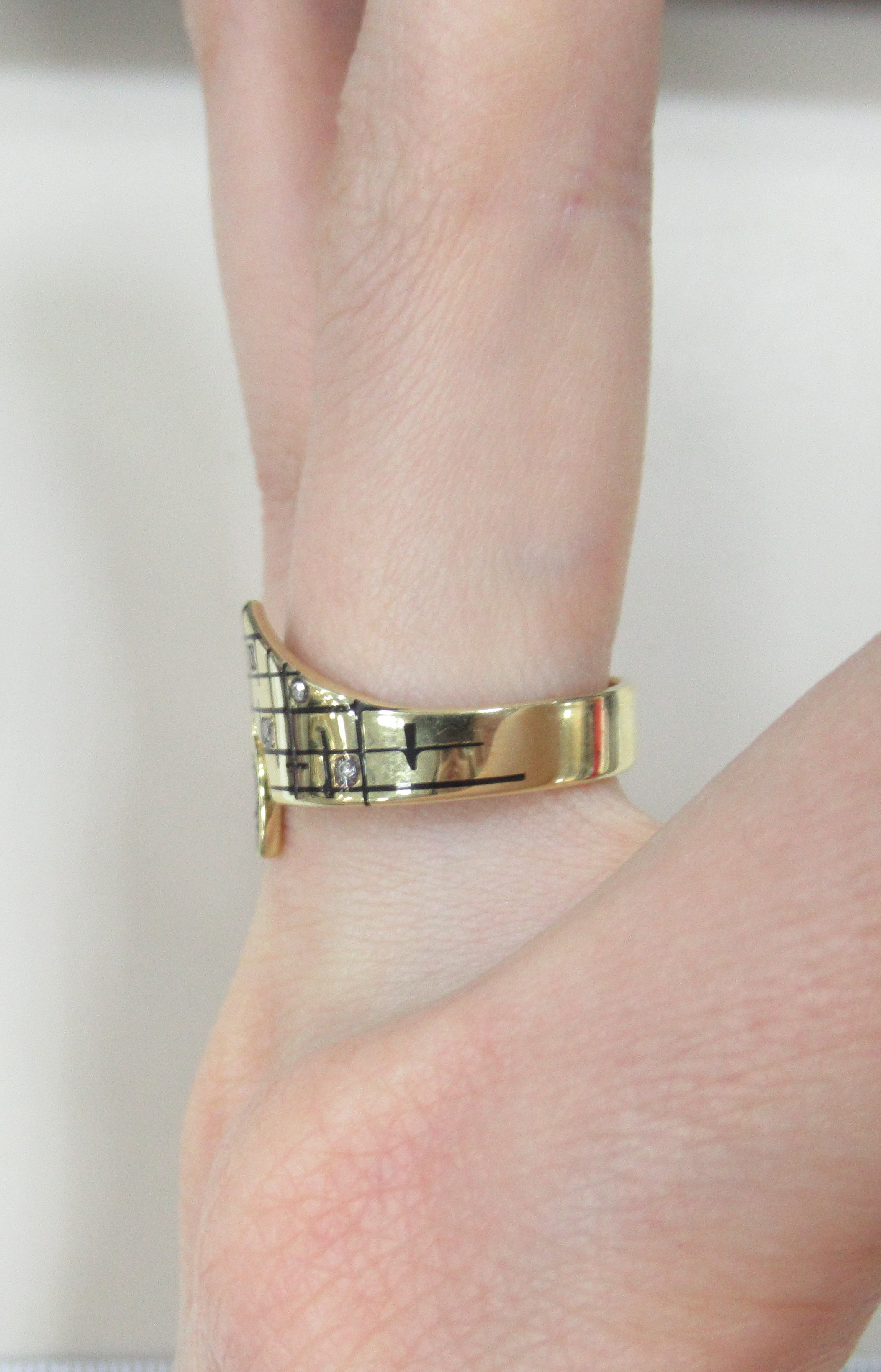 10312-000656 Кольцо (Au 585)